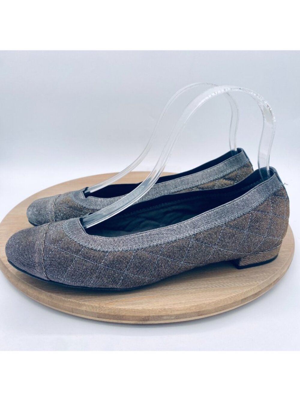 Stuart Weitzman Shoes Womens 7 Gray Leather Quilted Ballet Flats Cap Glitter - Picture 6 of 11